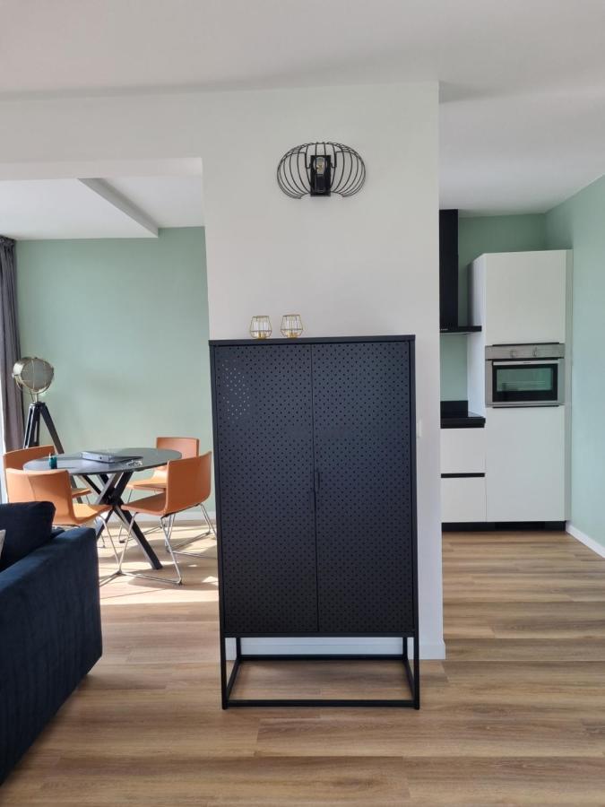 Apartment Vieren Aan Het Sneekermeer Offingawier